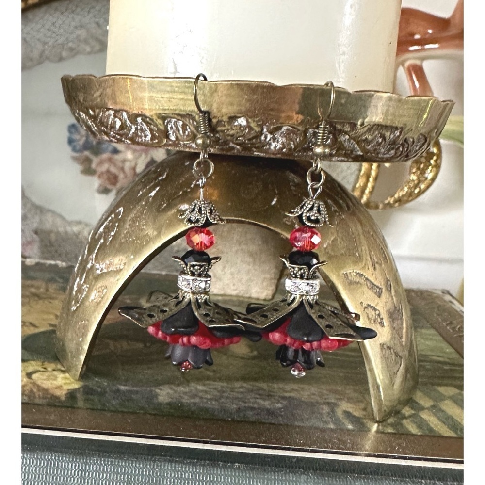 Gothic style black & red flower dangle earrings
